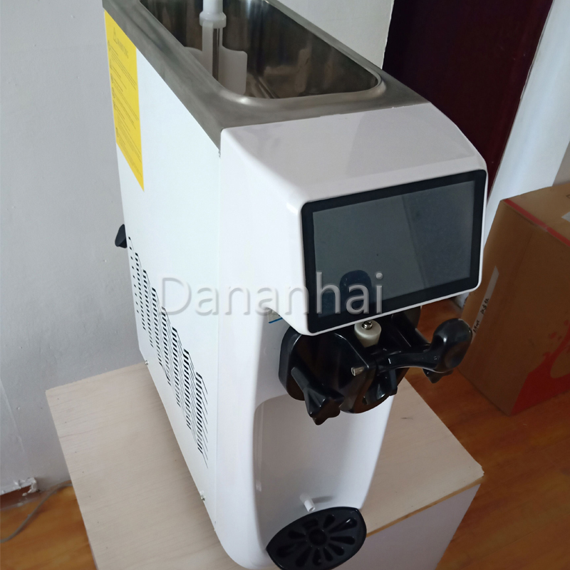 Volkswagen Desktop Mini Ice Cr - Kitchen Appliances Quality ulasan dan harga